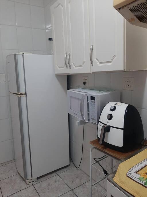 Apto Amplo, Confortavel, Bem Localizado, Asturias Guarujá Exterior foto